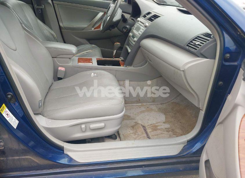 Photo 5 of 2008 Toyota Camry XLE (VIN 4T1BE46KX8U254471)