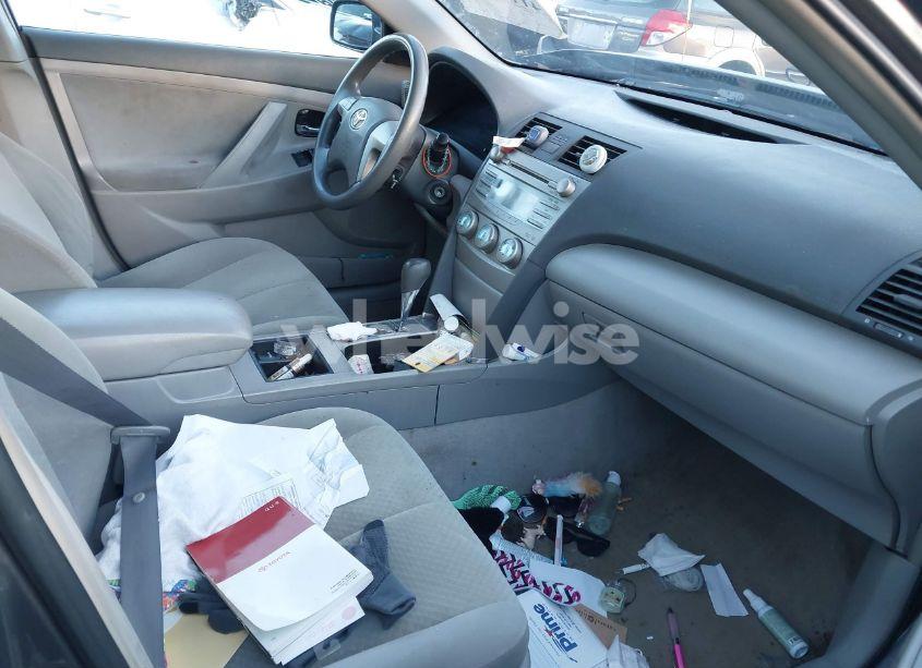 Photo 5 of 2008 Toyota Camry LE (VIN 4T1BE46KX8U256057)