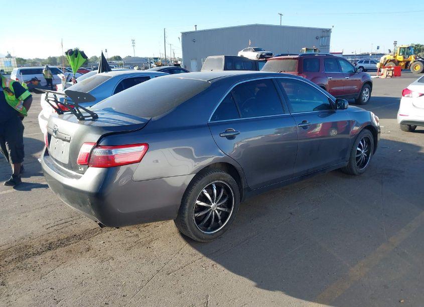 Photo 4 of 2008 Toyota Camry LE (VIN 4T1BE46KX8U261095)