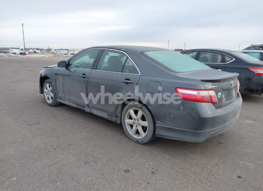 Photo 3 of 2008 Toyota Camry SE (VIN 4T1BE46KX8U732517)