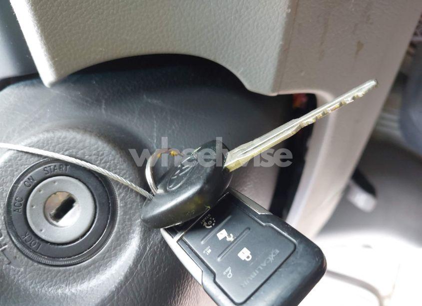 Photo 11 of 2008 Toyota Camry (VIN 4T1BE46KX8U741296)