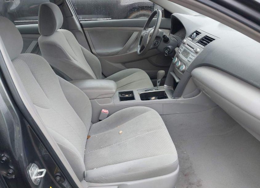 Photo 5 of 2008 Toyota Camry LE (VIN 4T1BE46KX8U749415)