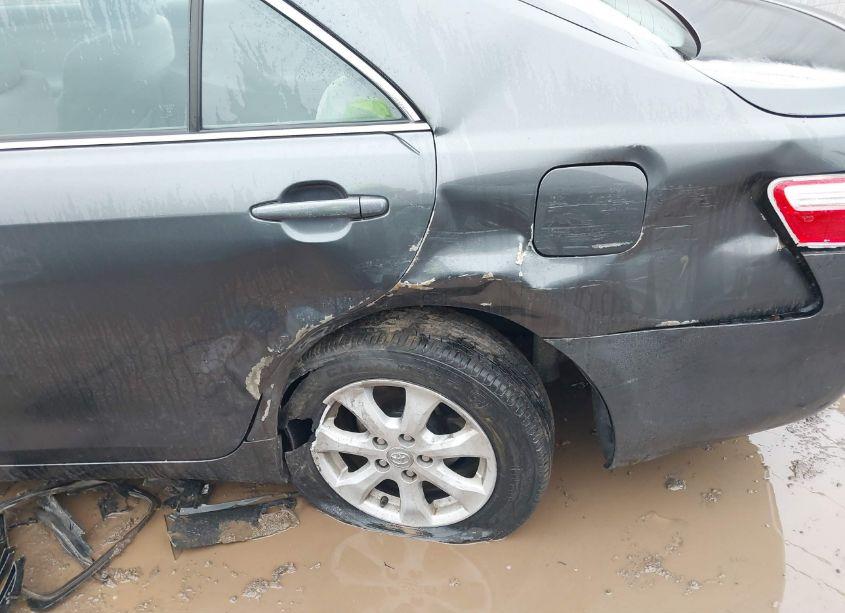 Photo 6 of 2008 Toyota Camry LE (VIN 4T1BE46KX8U749415)