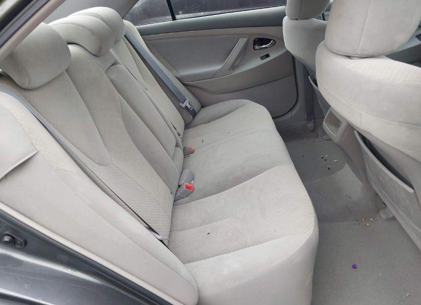 Photo 8 of 2008 Toyota Camry LE (VIN 4T1BE46KX8U749415)