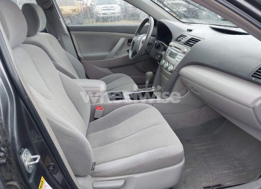Photo 5 of 2008 Toyota Camry LE (VIN 4T1BE46KX8U762021)