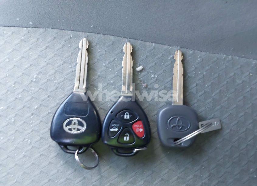 Photo 11 of 2008 Toyota Camry LE (VIN 4T1BE46KX8U781765)