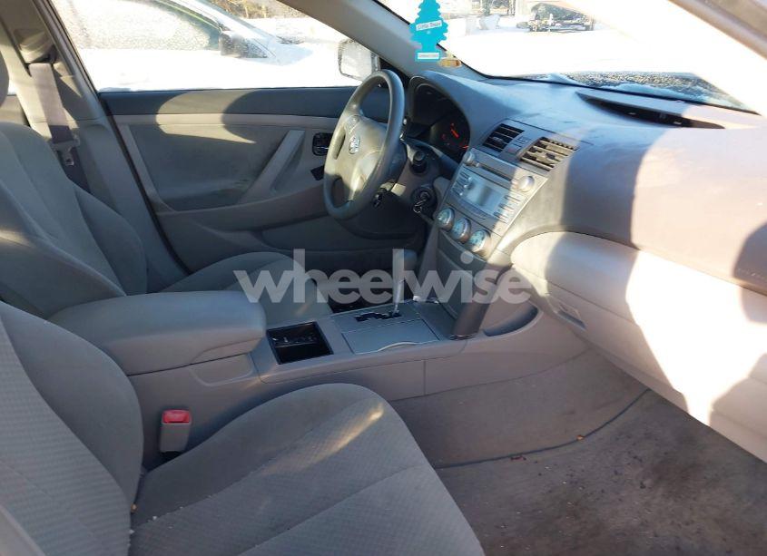 Photo 5 of 2008 Toyota Camry LE (VIN 4T1BE46KX8U781765)