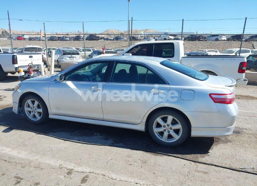 Photo 13 of 2008 Toyota Camry SE (VIN 4T1BE46KX8U792636)