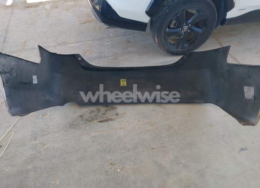 Photo 12 of 2009 Toyota Camry LE (VIN 4T1BE46KX9U263771)