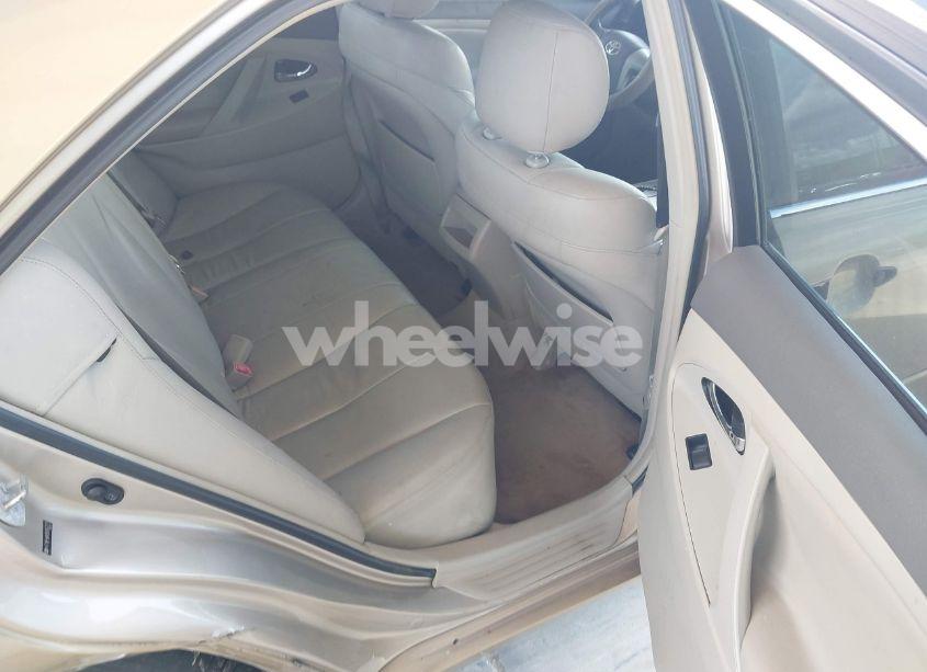 Photo 8 of 2009 Toyota Camry LE (VIN 4T1BE46KX9U263771)