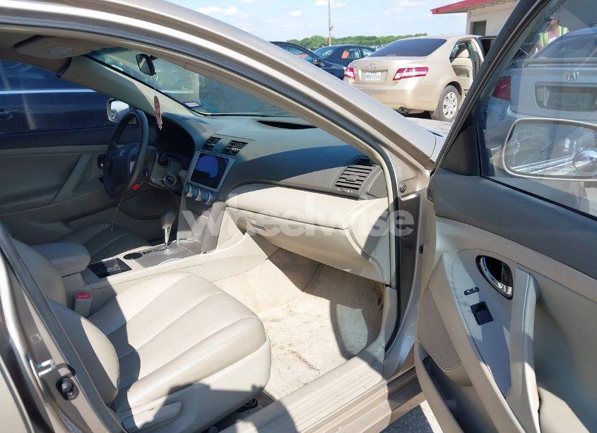 Photo 5 of 2009 Toyota Camry (VIN 4T1BE46KX9U270333)