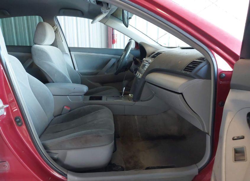 Photo 5 of 2009 Toyota Camry LE (VIN 4T1BE46KX9U271479)