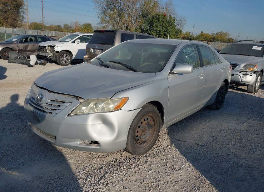 Photo 2 of 2009 Toyota Camry LE (VIN 4T1BE46KX9U278125)