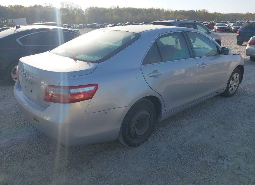 Photo 4 of 2009 Toyota Camry LE (VIN 4T1BE46KX9U278125)