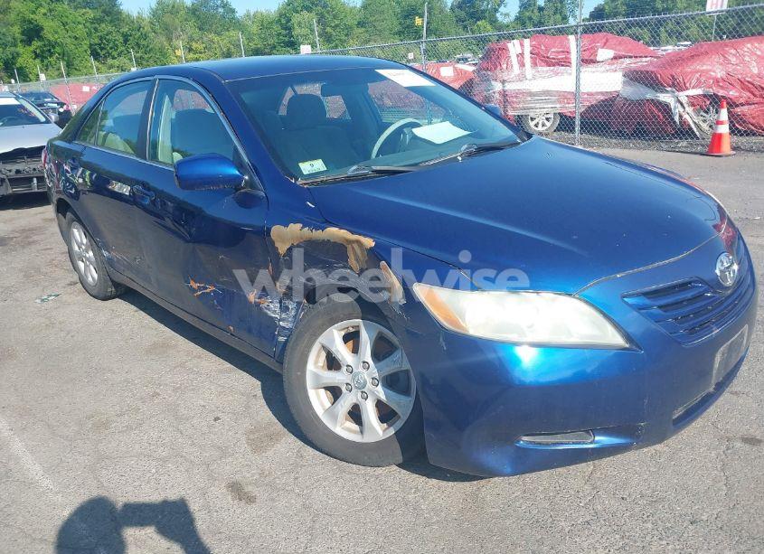 2009 Toyota Camry LE (VIN 4T1BE46KX9U281820) main photo