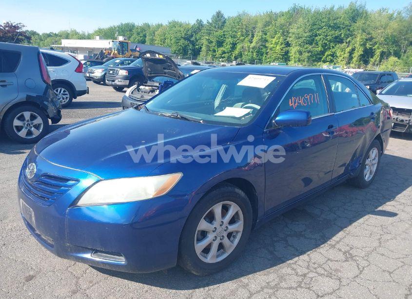 Photo 2 of 2009 Toyota Camry LE (VIN 4T1BE46KX9U281820)