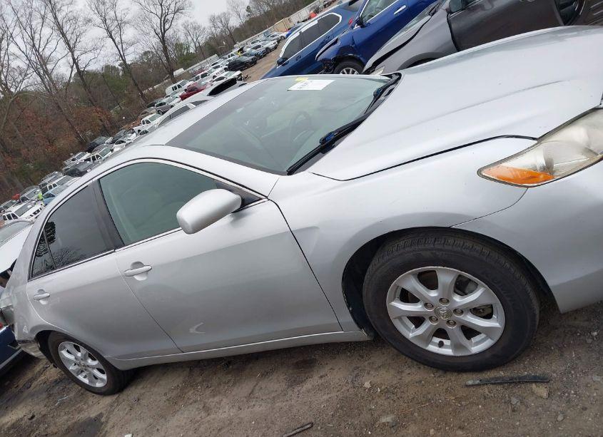 Photo 13 of 2009 Toyota Camry LE (VIN 4T1BE46KX9U283969)