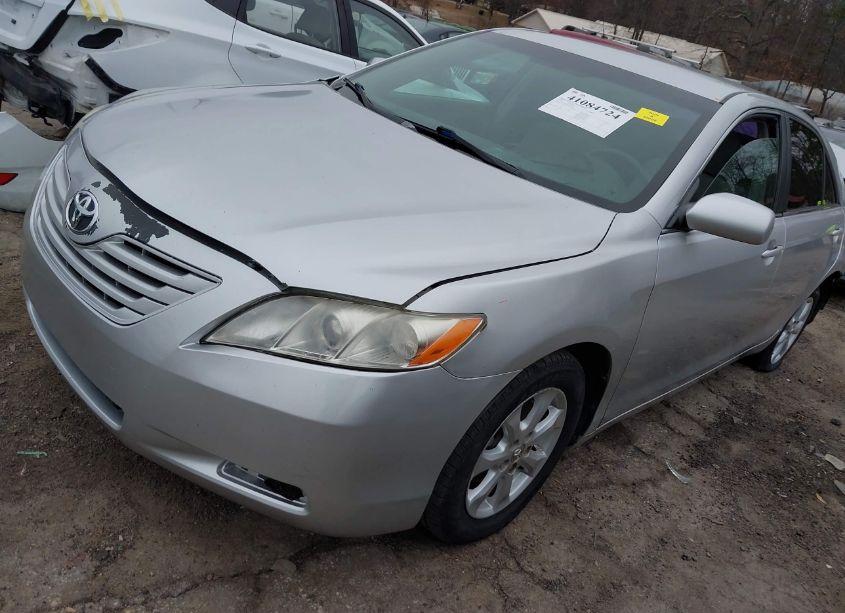 Photo 2 of 2009 Toyota Camry LE (VIN 4T1BE46KX9U283969)