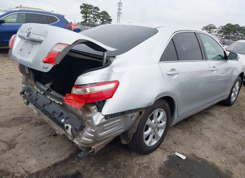 Photo 4 of 2009 Toyota Camry LE (VIN 4T1BE46KX9U283969)