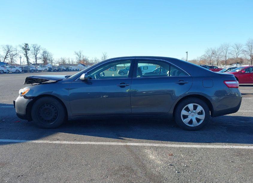 Photo 14 of 2009 Toyota Camry LE (VIN 4T1BE46KX9U288413)