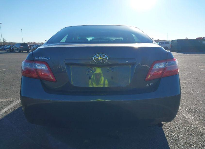 Photo 16 of 2009 Toyota Camry LE (VIN 4T1BE46KX9U288413)