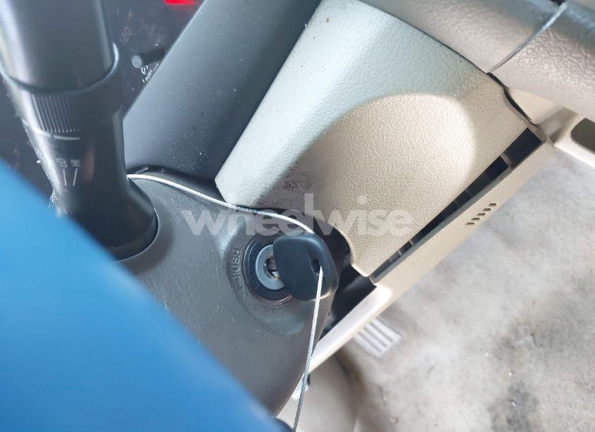 Photo 11 of 2009 Toyota Camry LE (VIN 4T1BE46KX9U293434)