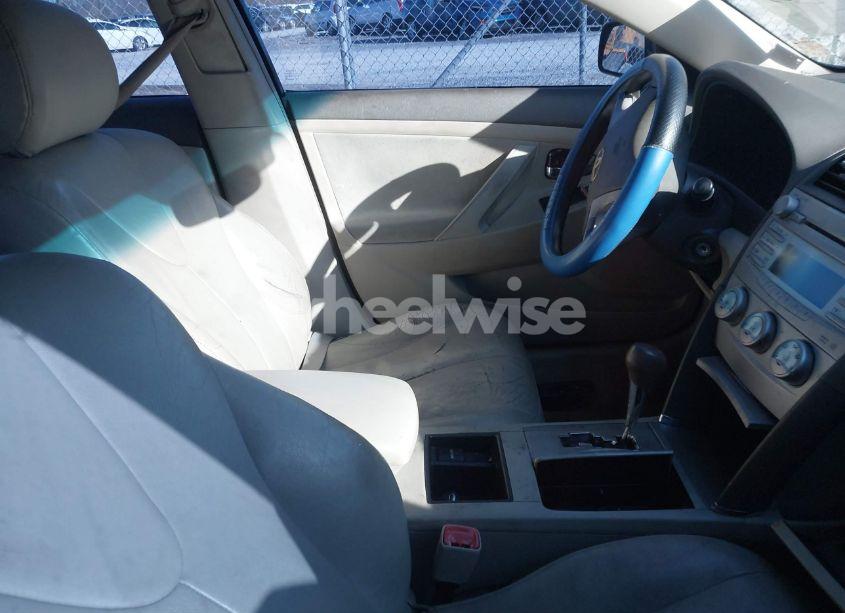 Photo 5 of 2009 Toyota Camry LE (VIN 4T1BE46KX9U293434)