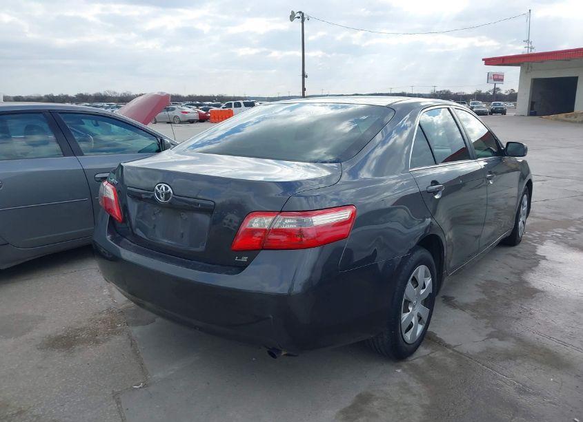 Photo 4 of 2009 Toyota Camry LE (VIN 4T1BE46KX9U342194)