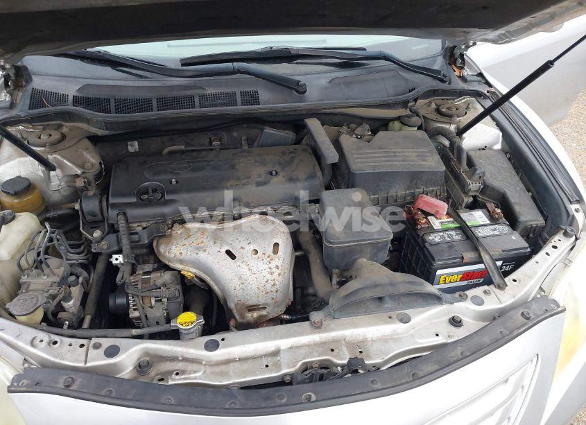 Photo 10 of 2009 Toyota Camry (VIN 4T1BE46KX9U343698)