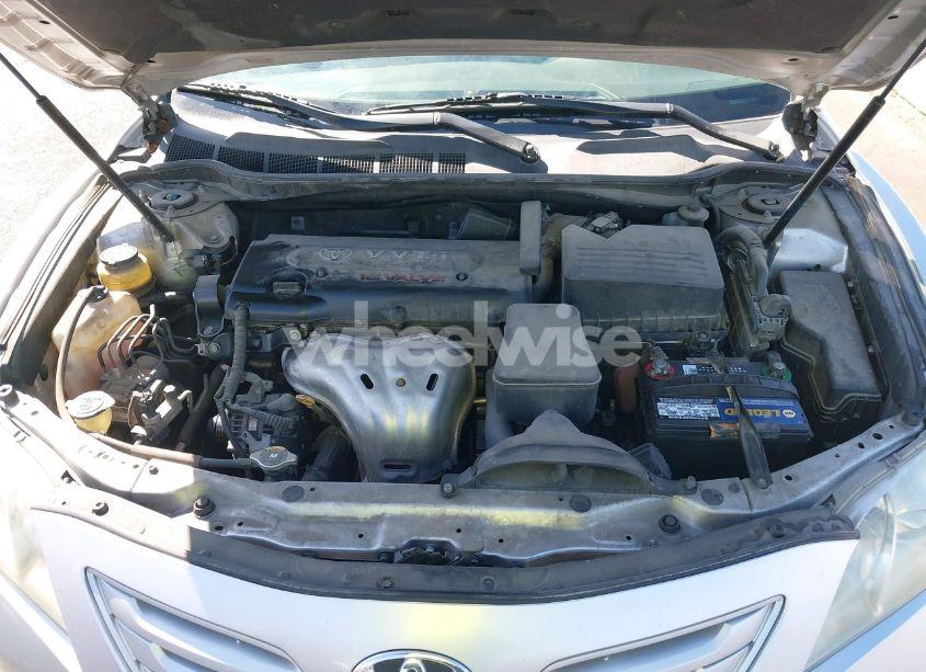 Photo 10 of 2009 Toyota Camry LE (VIN 4T1BE46KX9U353325)