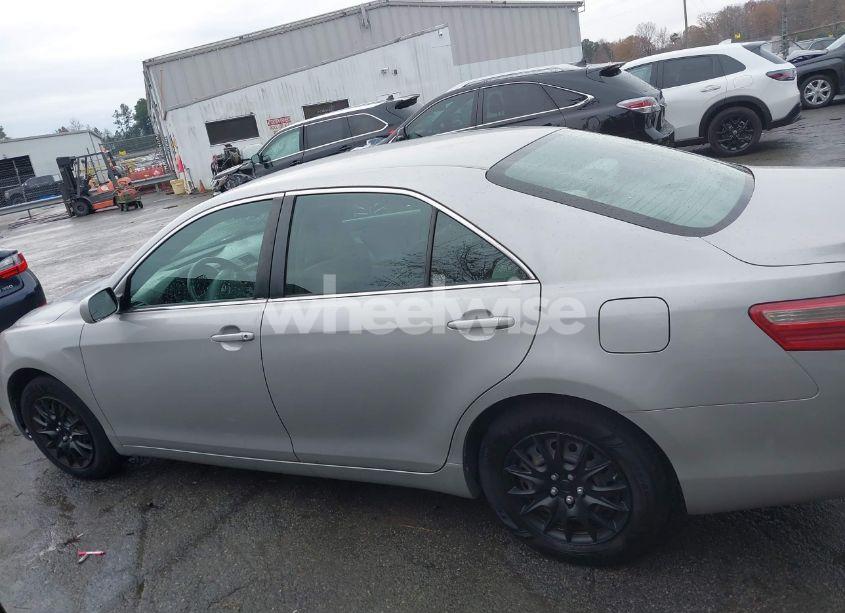 Photo 14 of 2009 Toyota Camry LE (VIN 4T1BE46KX9U358329)