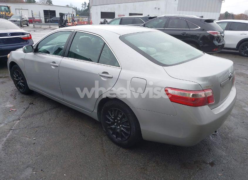 Photo 3 of 2009 Toyota Camry LE (VIN 4T1BE46KX9U358329)