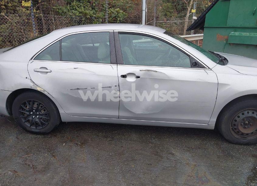 Photo 6 of 2009 Toyota Camry LE (VIN 4T1BE46KX9U358329)