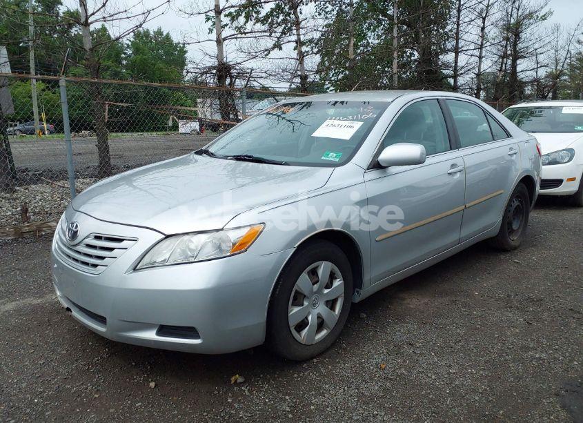 Photo 2 of 2009 Toyota Camry LE (VIN 4T1BE46KX9U369542)