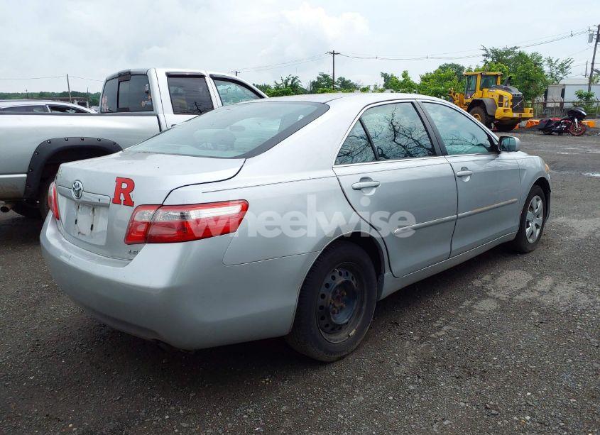 Photo 4 of 2009 Toyota Camry LE (VIN 4T1BE46KX9U369542)