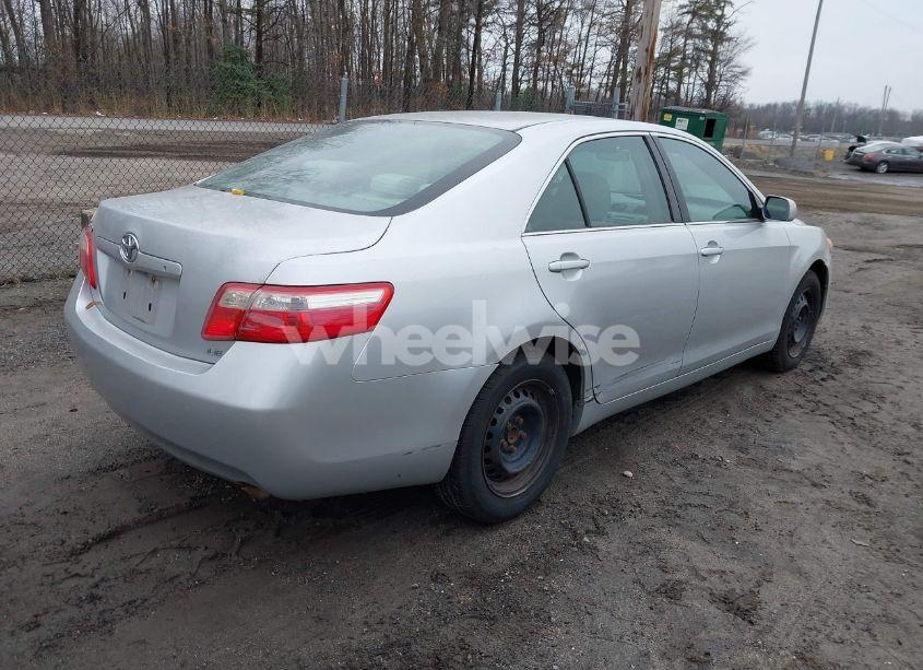 Photo 4 of 2009 Toyota Camry LE (VIN 4T1BE46KX9U371565)