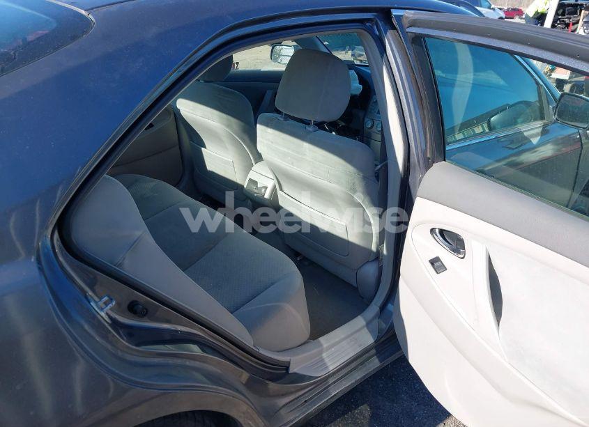 Photo 8 of 2009 Toyota Camry LE (VIN 4T1BE46KX9U375034)