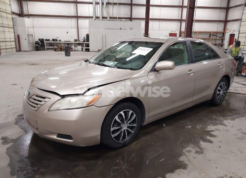 Photo 2 of 2009 Toyota Camry LE (VIN 4T1BE46KX9U377236)
