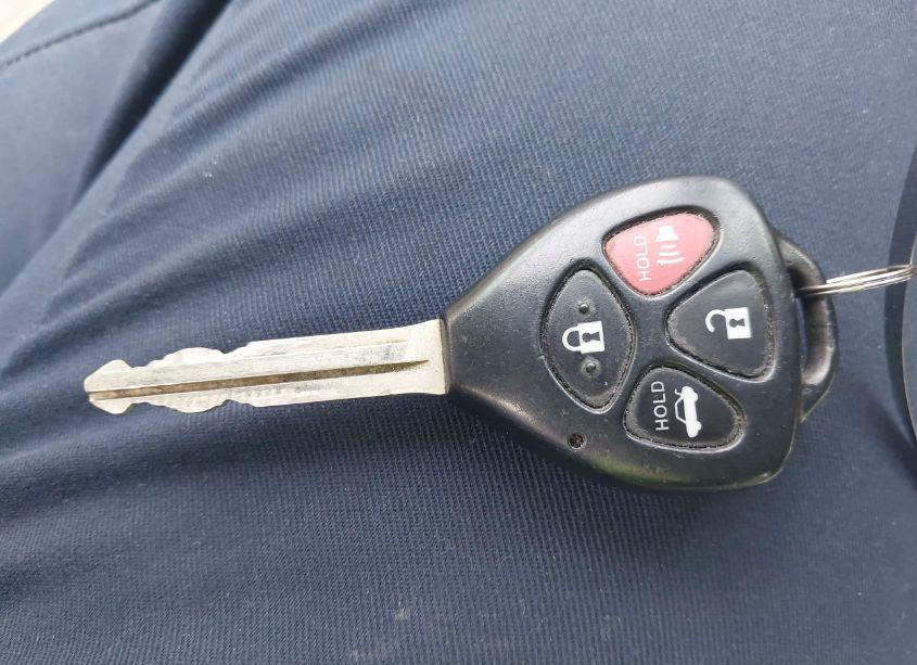 Photo 11 of 2009 Toyota Camry LE (VIN 4T1BE46KX9U390441)