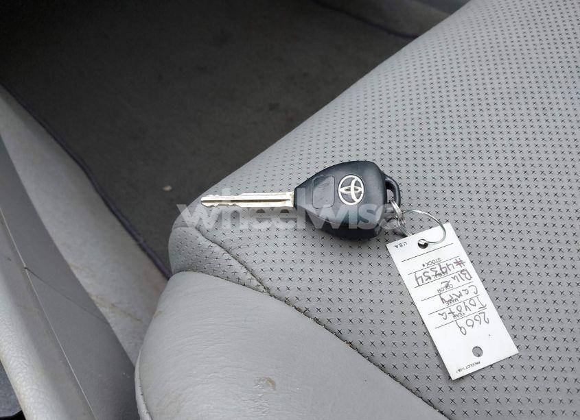 Photo 11 of 2009 Toyota Camry SE (VIN 4T1BE46KX9U394604)