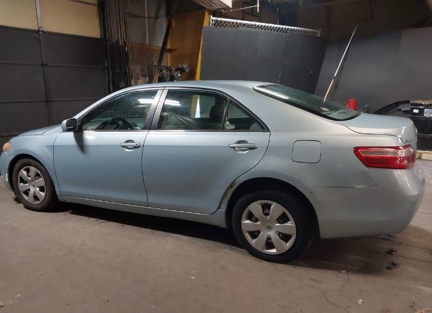 Photo 3 of 2009 Toyota Camry LE (VIN 4T1BE46KX9U795036)