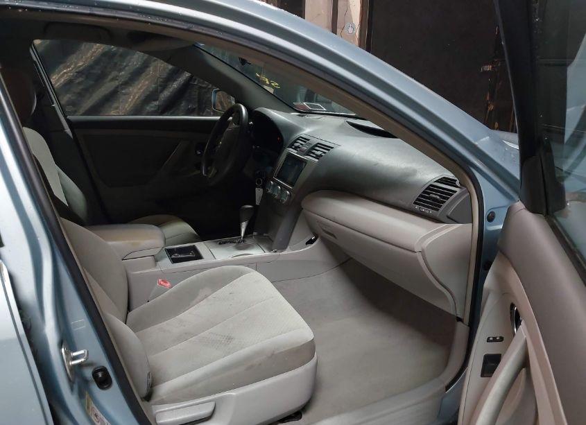 Photo 5 of 2009 Toyota Camry LE (VIN 4T1BE46KX9U795036)