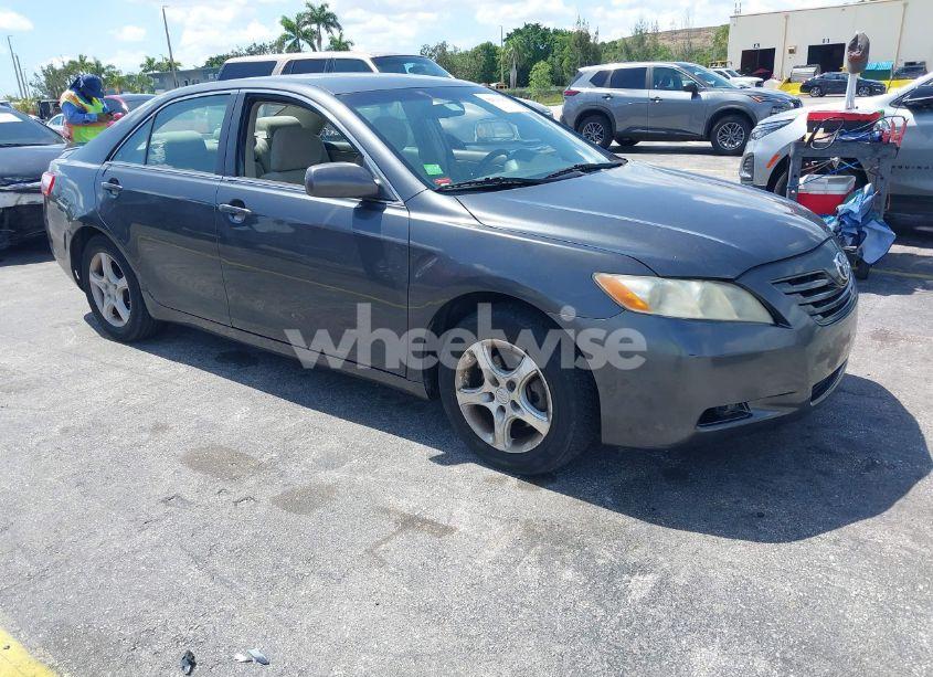 2009 Toyota Camry LE (VIN 4T1BE46KX9U796896) main photo