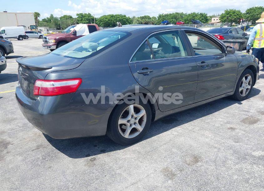 Photo 4 of 2009 Toyota Camry LE (VIN 4T1BE46KX9U796896)