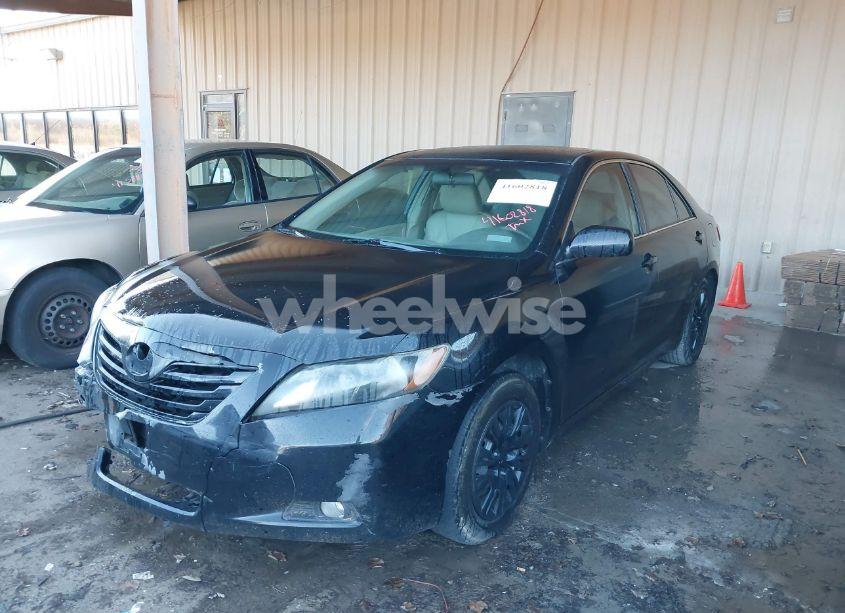 Photo 2 of 2009 Toyota Camry LE (VIN 4T1BE46KX9U807766)