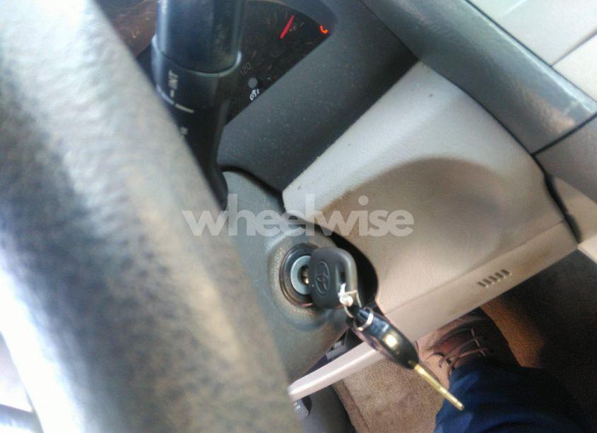 Photo 11 of 2009 Toyota Camry LE (VIN 4T1BE46KX9U810568)