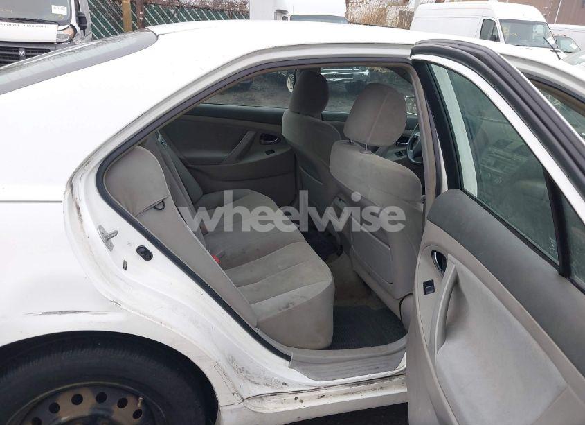 Photo 8 of 2009 Toyota Camry LE (VIN 4T1BE46KX9U814765)