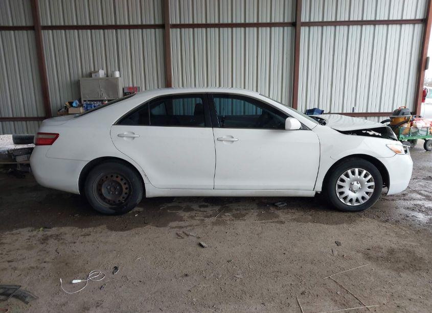 Photo 13 of 2009 Toyota Camry LE (VIN 4T1BE46KX9U821070)