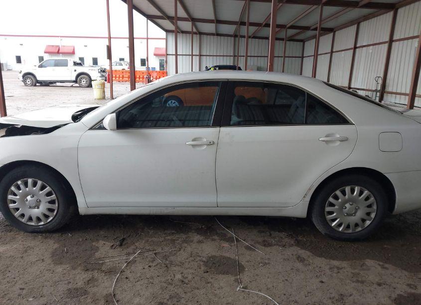 Photo 14 of 2009 Toyota Camry LE (VIN 4T1BE46KX9U821070)