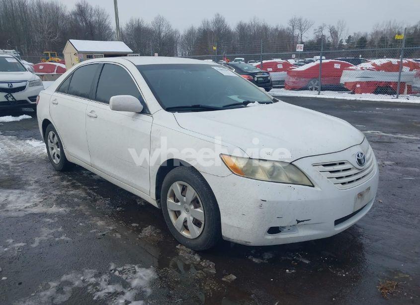 2009 Toyota Camry LE (VIN 4T1BE46KX9U826446) main photo